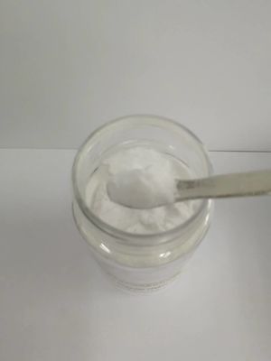 Разлагает 99 Тиогликолат кальция Удаление волос C2H6CaO4S3·3H2O